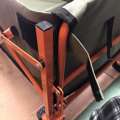 ポリ塩化ビニールの車輪オレンジ折るワゴン携帯用浜のトロリー カート キャンプ ワゴン