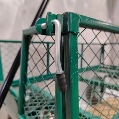 ガーデン メッシュ カート と 単一 ハンドル で 労力をかけずに 材料 を 扱う